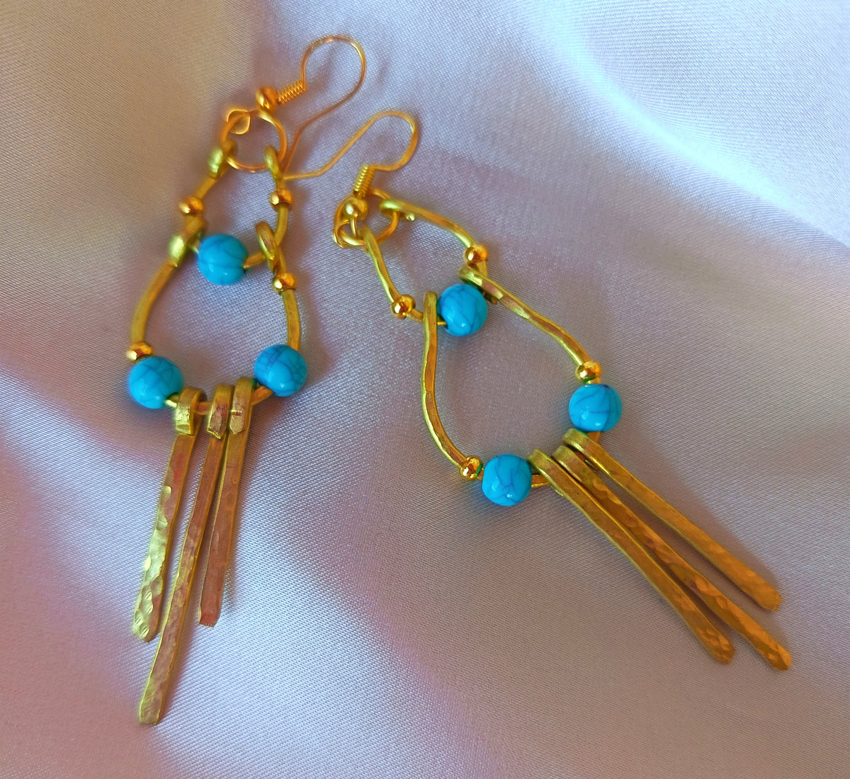 Orecchini in ottone Horus